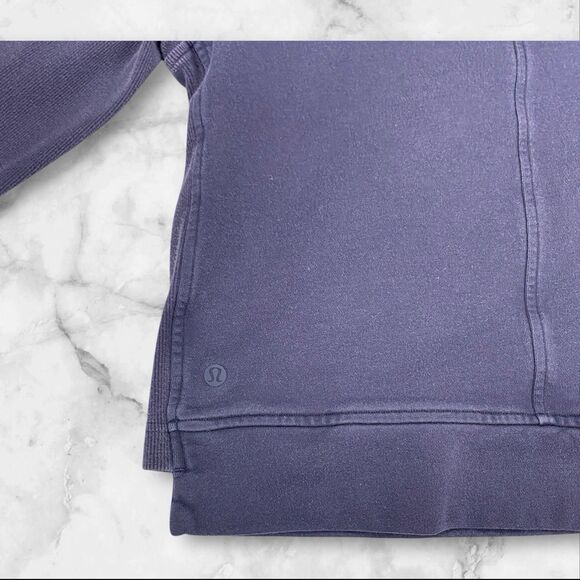 Lululemon Women size 8 Press Pause Crewneck Pullover Sweatshirt Navy - Picture 10 of 16